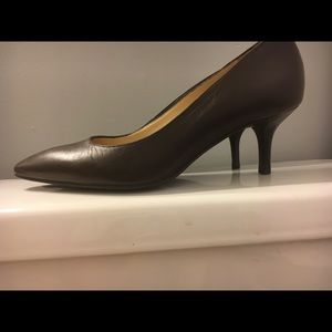 Cole Haan pumps